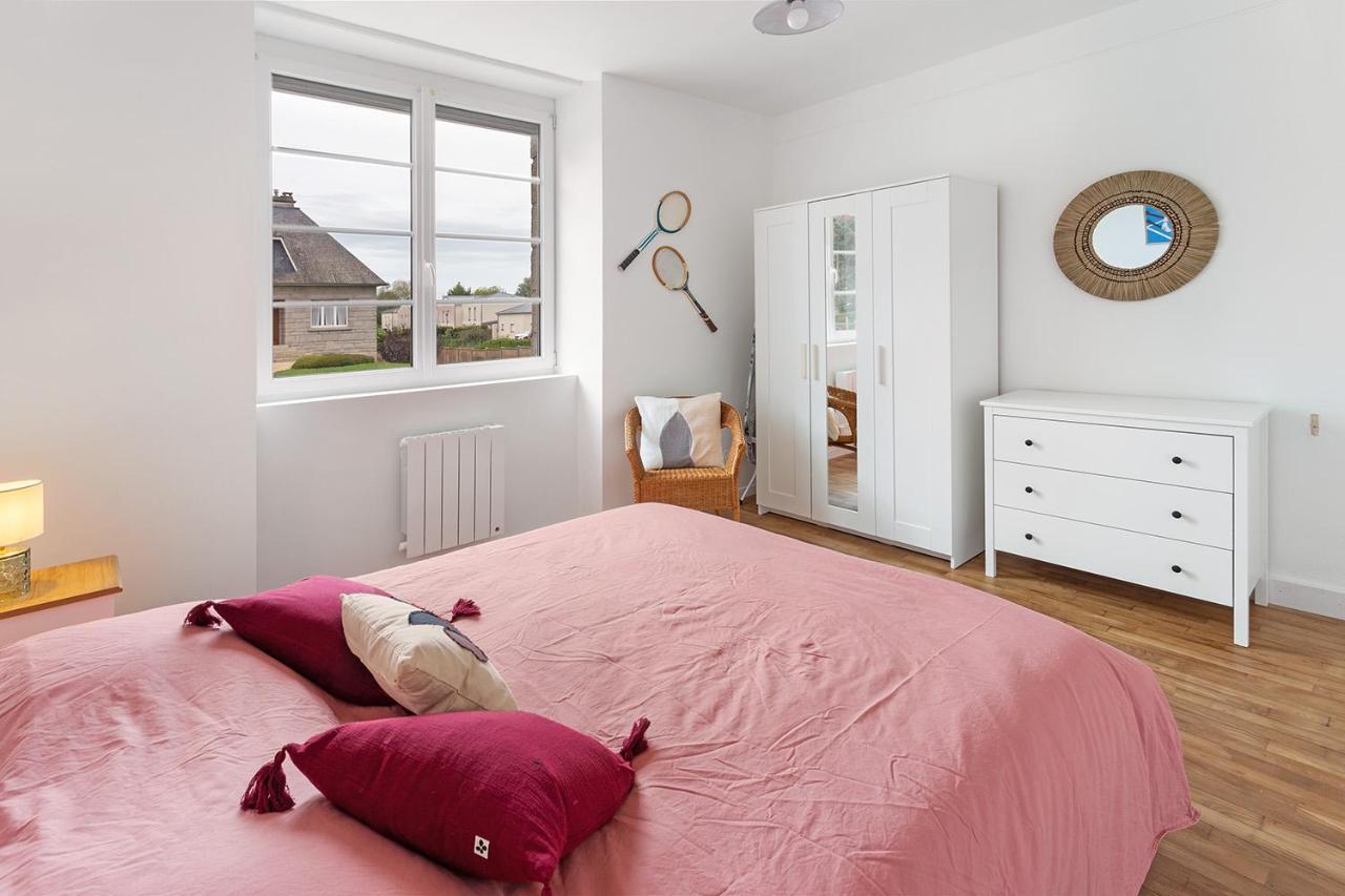 Appartamento Loft British Au Pied Du Mont ! Pontorson Esterno foto